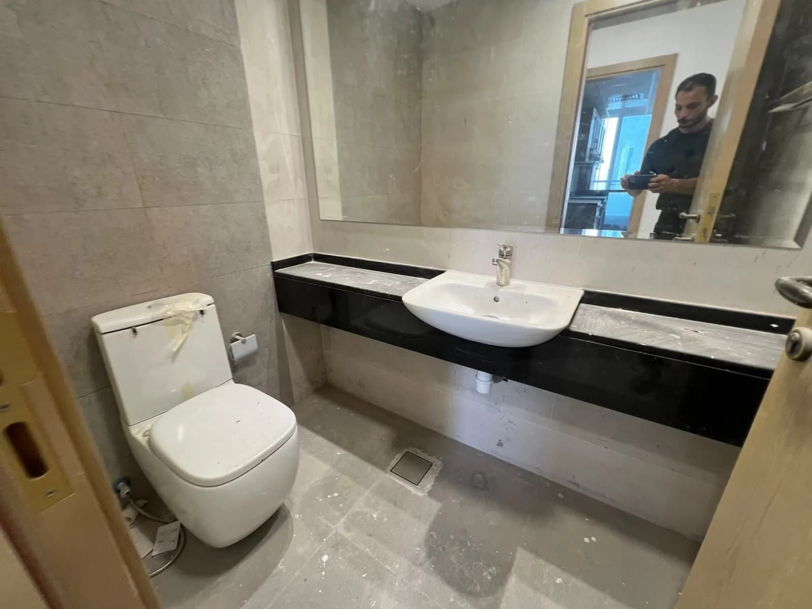 3-bedroom apartment for rent in Al Majaz, Sharjah photo 4